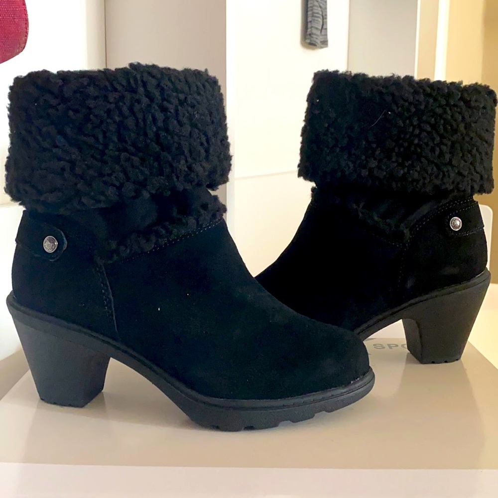 ANNE KLEIN BOOTS